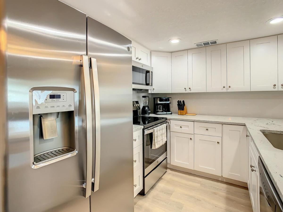 Crown Jewel Of Clearwater 10-15 Min To Beach 5 Min To St Pete Airport Villa Exterior foto