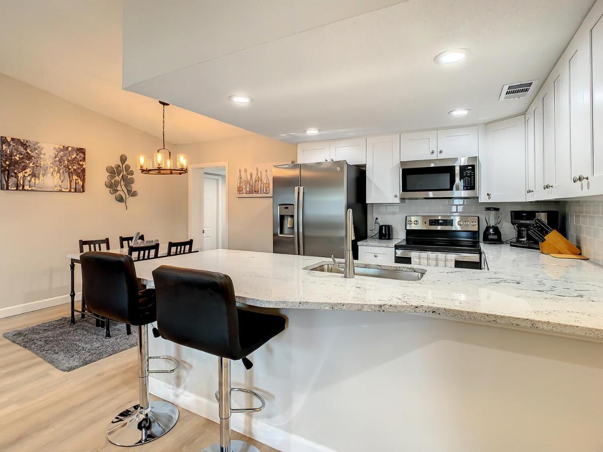 Crown Jewel Of Clearwater 10-15 Min To Beach 5 Min To St Pete Airport Villa Exterior foto