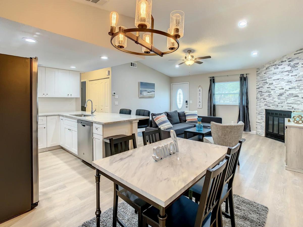 Crown Jewel Of Clearwater 10-15 Min To Beach 5 Min To St Pete Airport Villa Exterior foto